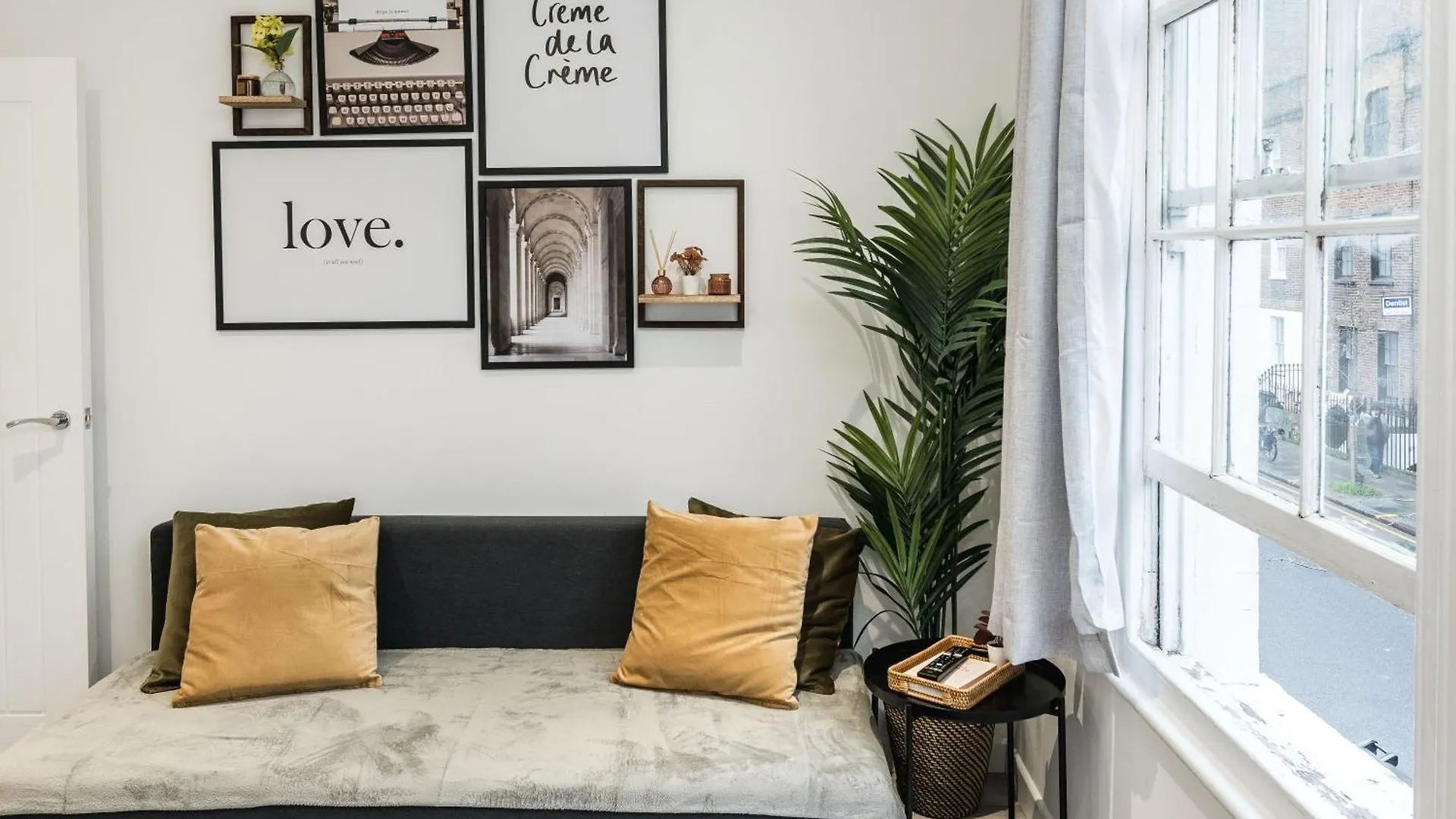 Modern 2Br Flat - 7 Min To Whitechapel Station Apartment London